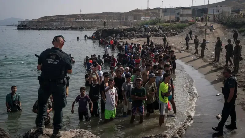 İspanya'nın Afrika'daki toprağında yaşadığı göç krizi örgütlü müydü?