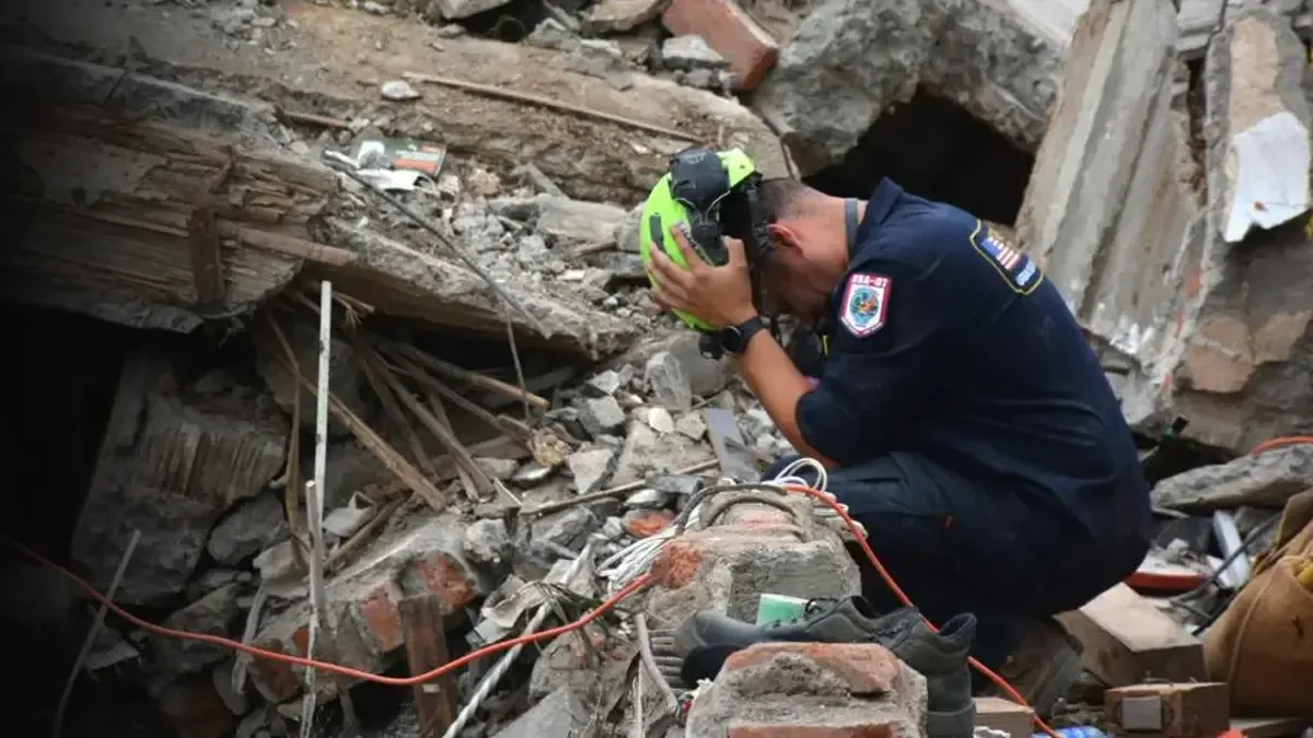 Kolombiya'da 7,4 büyüklüğündeki depremin ardından can kaybı 312'ye ulaştı