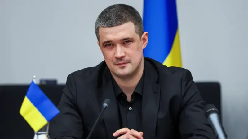 Ukrayna'da Eski Savunma Bakanı Genel Seçim Çağrısı Yaptı