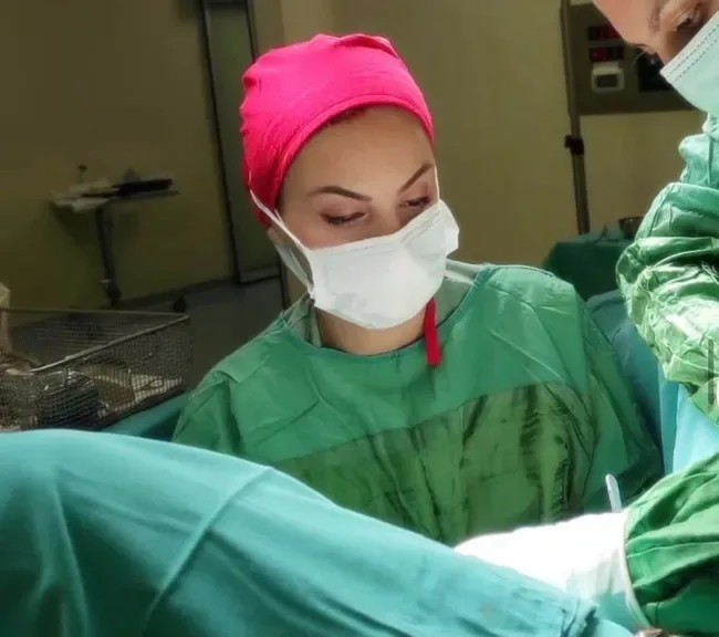 İzmir'deki kliniğinde hayatını kaybetmişti: Özlem Gültekin'in kesin ölüm nedeni belli oldu