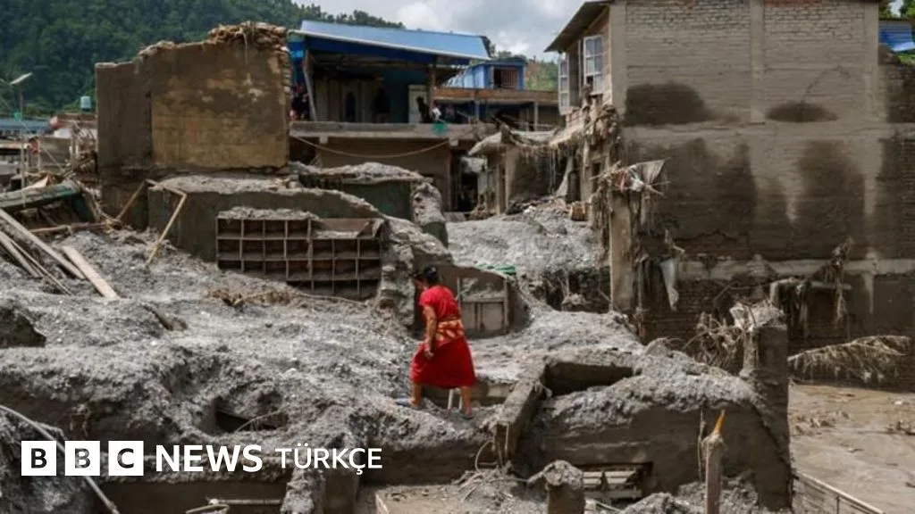 Nepal-Tibet'teki sel felaketinde ölü sayısı 750'yi aştı, arazi koşulları yardım ulaştırmayı zorlaştırıyor