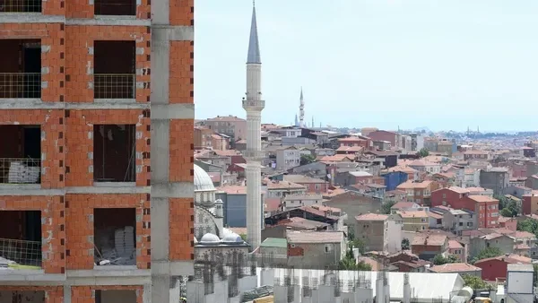 Zeytinburnu'nda 67 bina kentsel dönüşüm sürecine girdi