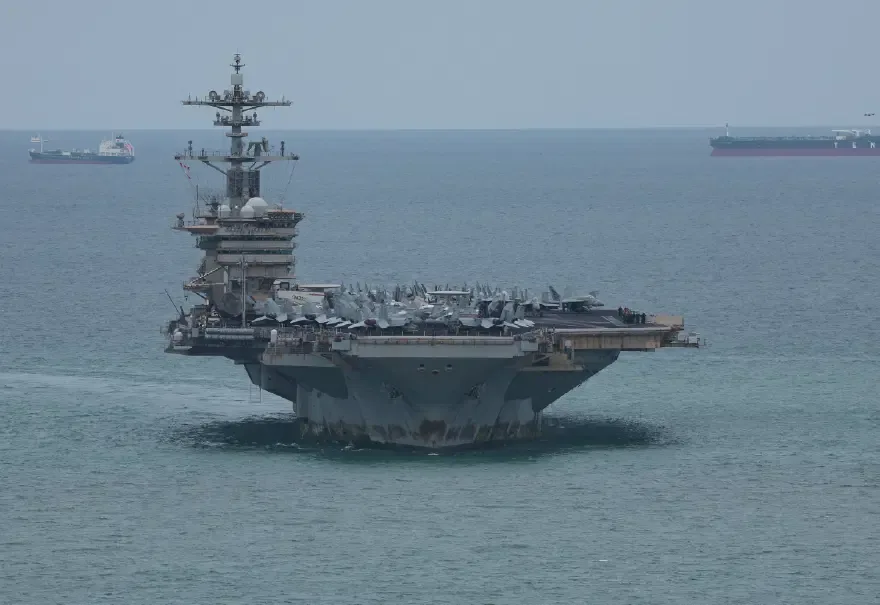270 gün sonra karaya çıktılar. USS Abraham Lincoln Tayland'a ulaştı