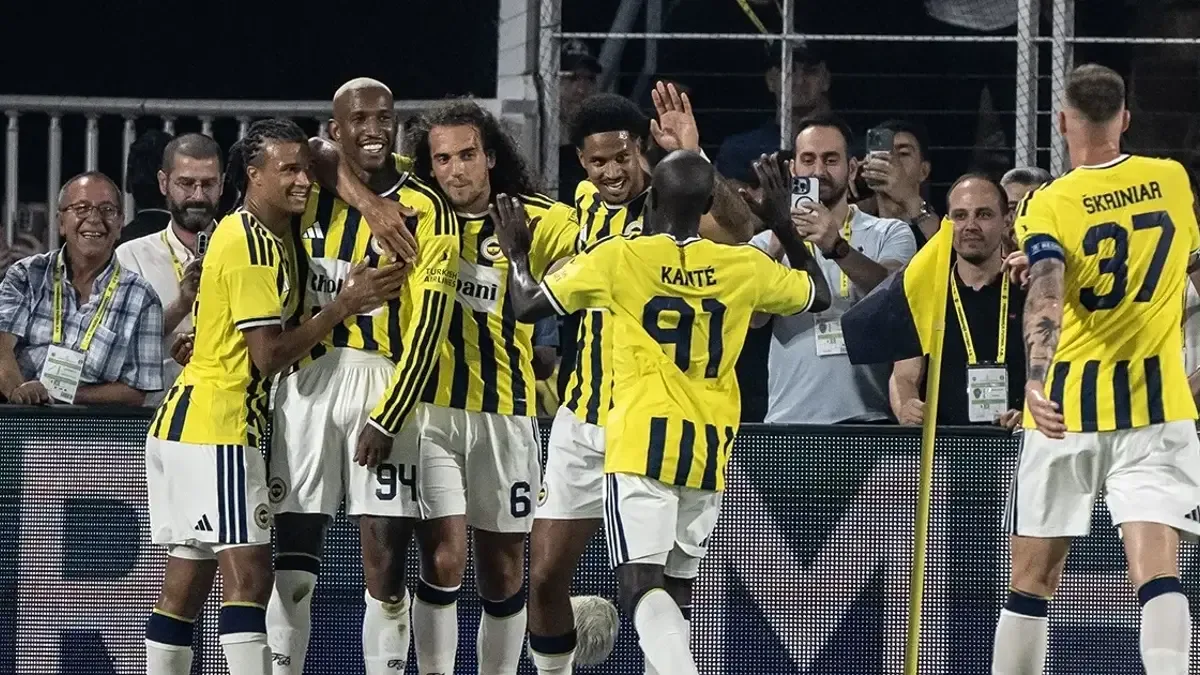 Fenerbahçe, Sturm Graz'ı 2-0 Mağlup Etti