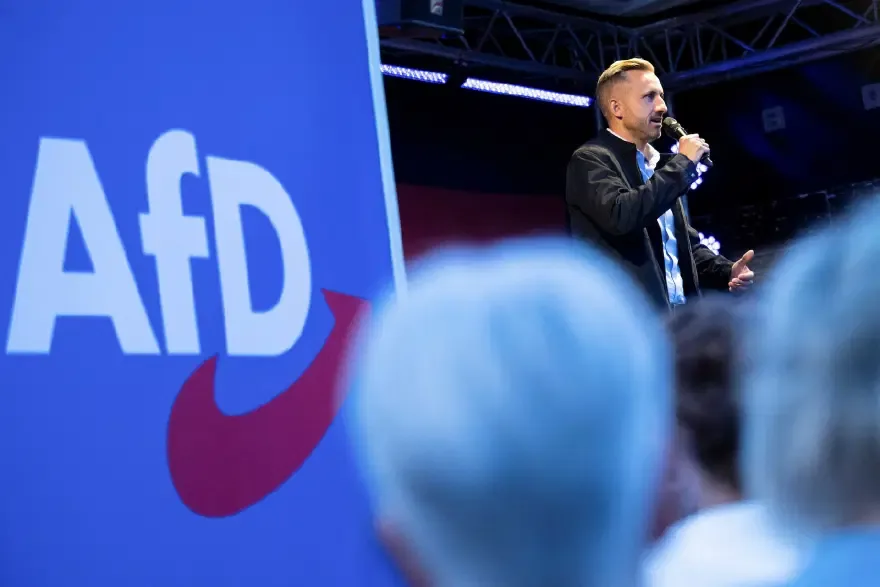 Almanya'da aşırı sağcı AfD, doğuda ilk eyalet hükümetini kuracak