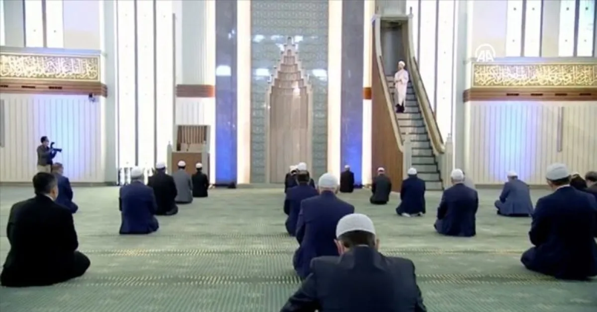 Cuma Hutbesi Konusu