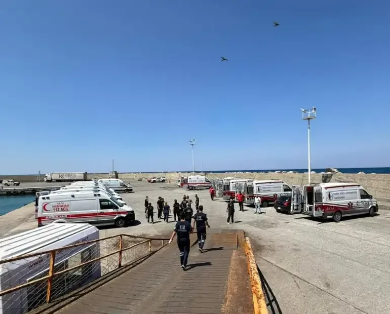 KKTC'de gemi alabora oldu: 8 can kaybı! 241 kişi kurtarıldı 18 kişi aranıyor