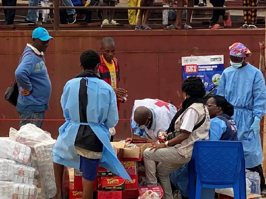 Kongo Demokratik Cumhuriyeti'nde Ebola Salgını ve Sağlık Çalışanlarının Sorunları