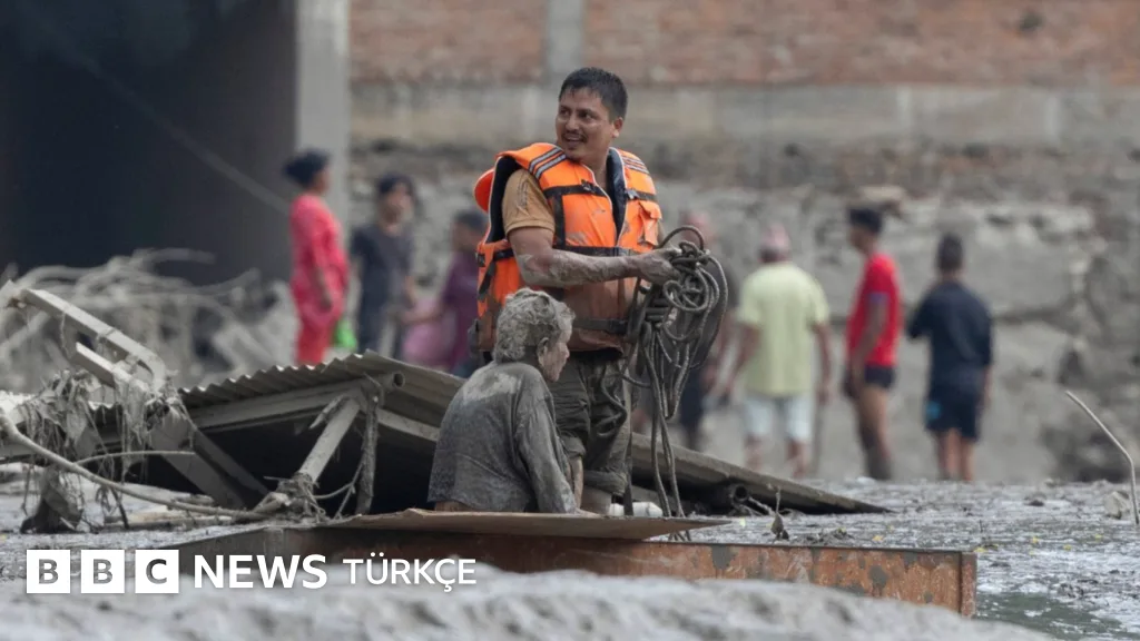 Nepal-Tibet sınırında sel felaketi: 150'den fazla ölü, turistler dahil yüzlerce kayıp