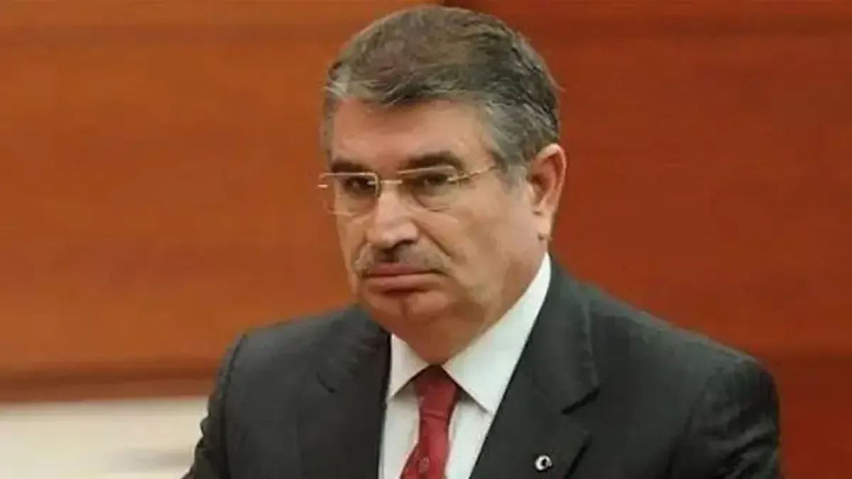 Abdulkadir Selvi, eski bakan Şahin dosyasının ayrıntılarını yazdı: "Belaruslu kadınlar, şantaj ve tahsisli ...