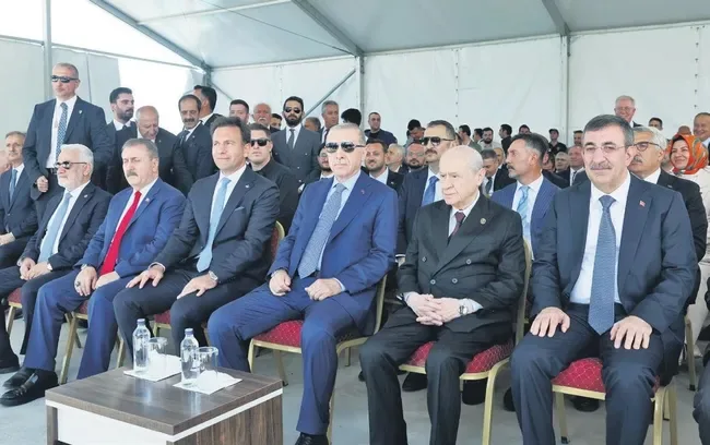 Bölgede tarihi Türkiye yazıyor