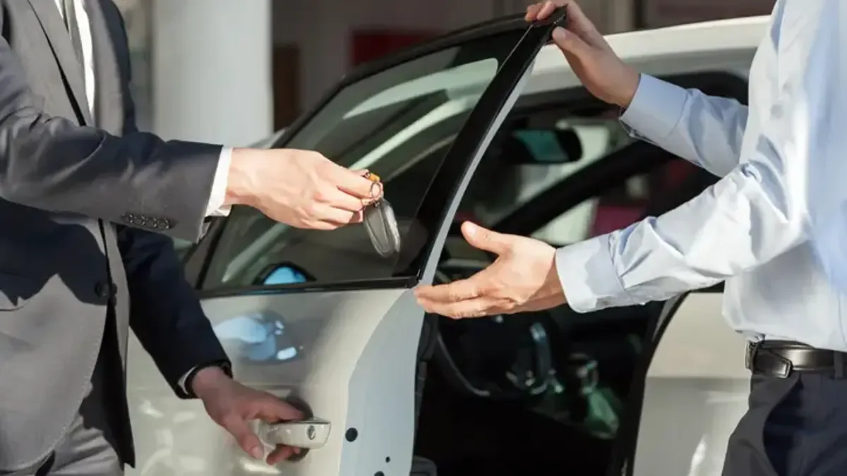 OTOMOBİL ALACAKLAR DİKKAT! Uzman isimden araç fiyatları için çarpıcı tahmin