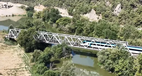 Yerli ve milli trenimizden hız rekoru… Milli elektrikli hızlı tren saatte 250 kilometreye ulaştı