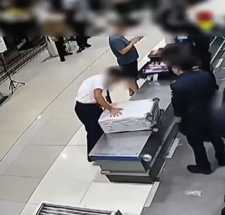 Pilot havalimanında uyuşturucuyla yakalandı, testi pozitif çıktı