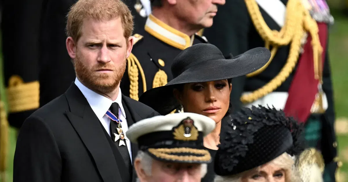 Harry ve Meghan İngiltere'ye Dönmeye Hazırlanıyor