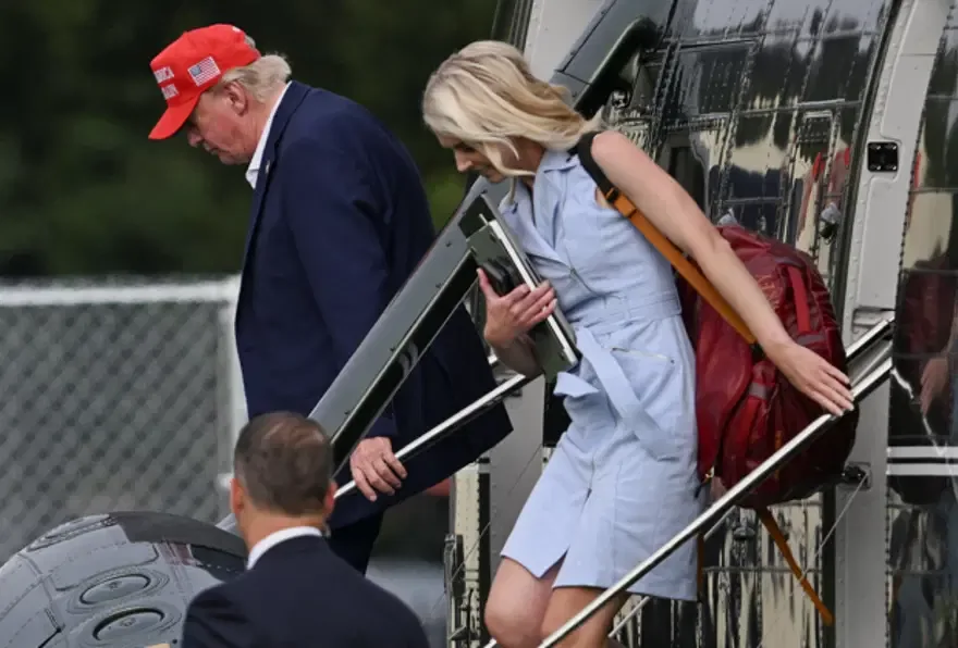 Trump'ın Asistanı Natalie Harp'tan Mektuplar: "Benim için tek önemli şey sensin"
