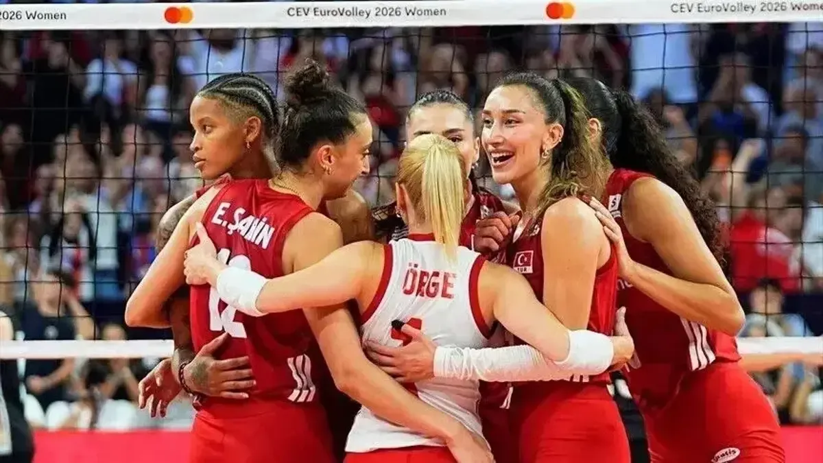 FİLENİN SULTANLARI YARI FİNAL MAÇI NE ZAMAN? Türkiye - Sırbistan voleybol maçı saat kaçta, hangi kanalda? A...