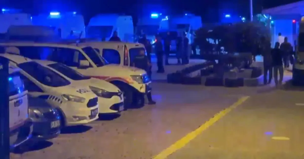 Zeytinburnu açıklarında gemide zehirlenme şüphesi