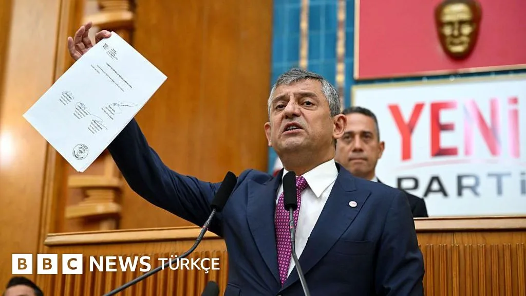 Özgür Özel ve Veli Ağbaba hakkında fezleke düzenlendi