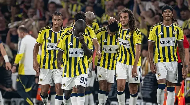 Fenerbahçe, Sturm Graz'ı 2-0 Mağlup Etti
