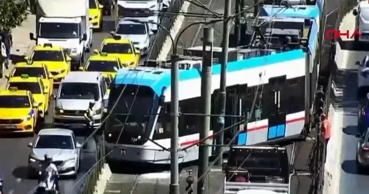 SON DAKİKA! Fındıklı'da tramvay raydan çıktı! Olay yerine itfaiye ve sağlık ekipleri sevk edildi