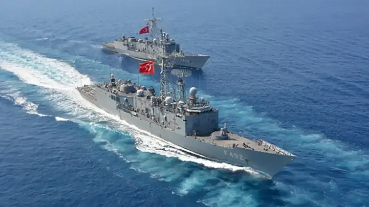 Türk Deniz Kuvvetlerinden Somali’deki korsanlara operasyon